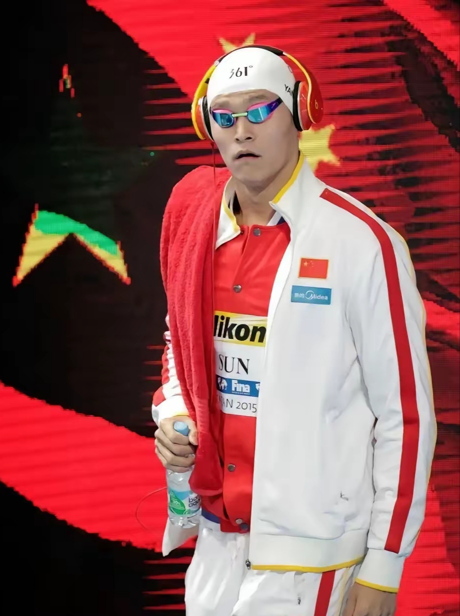 HB SPORTS-关于游泳季后赛掀起高潮,岭北雷豹队读秒扳平河套雄狮队,高压逼抢奏功——保级形势悄然变化的信息