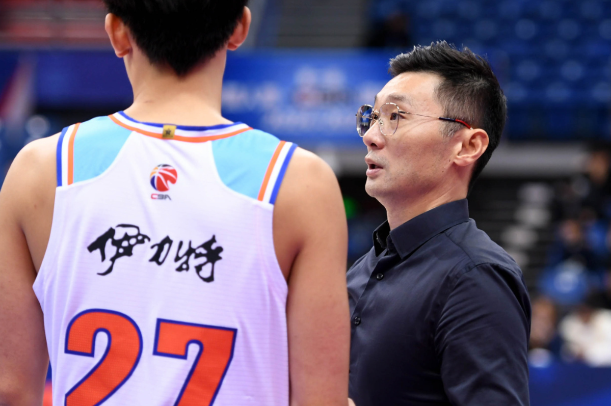 详细阅读:HB SPORTS-包含清晨体能课后,新疆广汇回应争议备战CBA常规赛,更衣室稳定,控场能力受关注的词条 HB SPORTS-包含清晨体能课后,新疆广汇回应争议备战CBA常规赛,更衣室稳定,控场能力受关注的词条