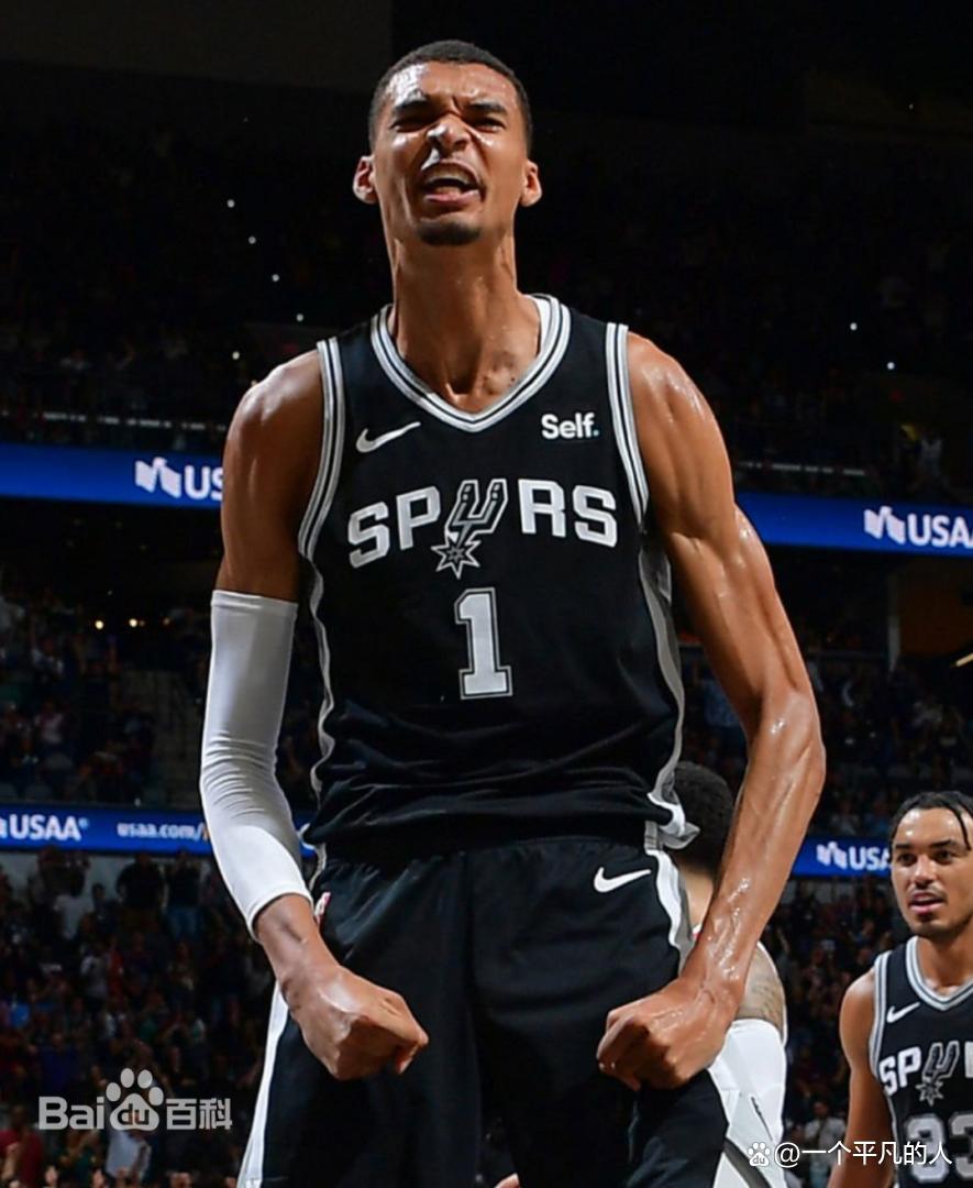 黑白体育-塔图姆新星势不可挡表现惊艳，DWG未来可期！的简单介绍